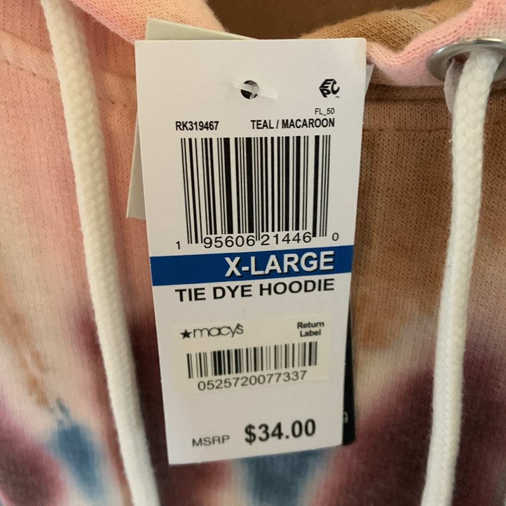 Macy’s Bundle (2 sweaters) - Picture 3 of 7